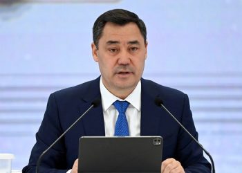 Истодагӣ дар баробари зулму ситам