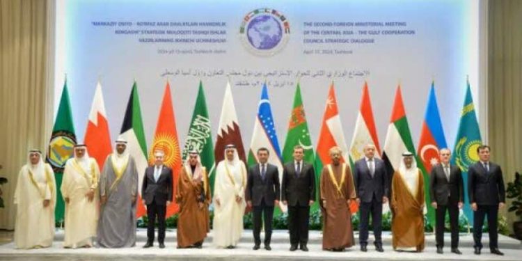 Чашмандози тавсияи равобити шӯрои ҳамкории халиҷи Форс бо Осиёи марказӣ; аҳдоф ва абъод