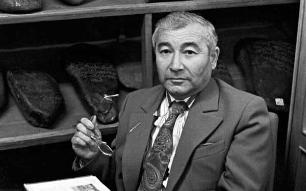 Аҳрор Мухторов