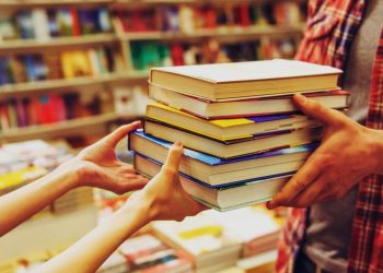 Ҳамнишинӣ бо донишмандон