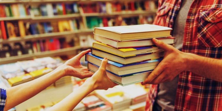 Ҳамнишинӣ бо донишмандон