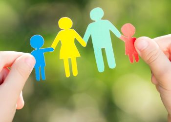 Ишорае ба вазоифи ихтисосии зан дар баробари шавҳар