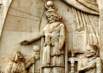 Достони ҷолиб аз Анушервон