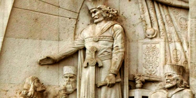 Достони ҷолиб аз Анушервон