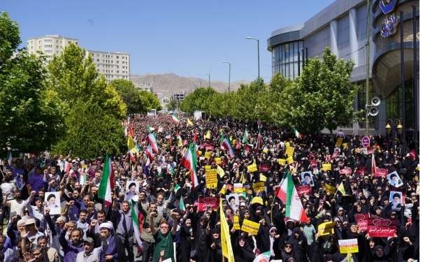 Роҳпаймоии Хашму Наср дар Эрон