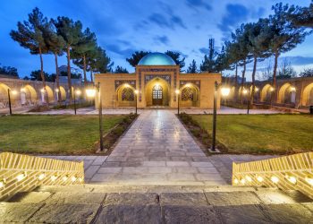 Ҳикояти шоҳ ва ҳаким