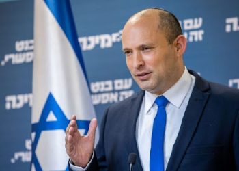 Нахуствазири собиқи Исроил: “Исроил дар ҳоли фурӯпошӣ қарор дорад”