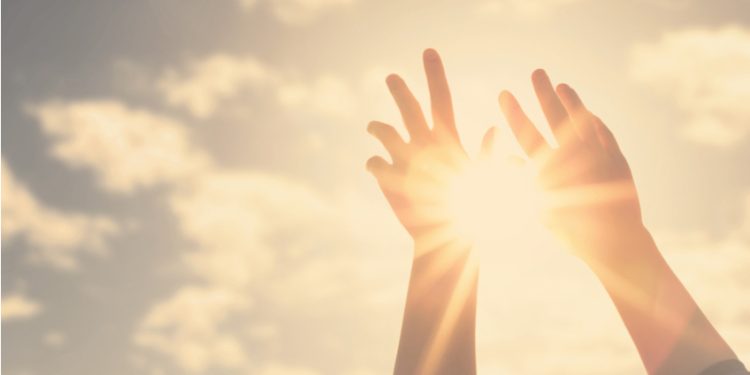 Партаве аз нур