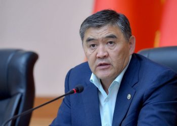 Раиси кумитаи амнияти Қирғизистон барканор шуд