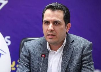 Пирӯзии ҷаълӣ ва сохтагӣ