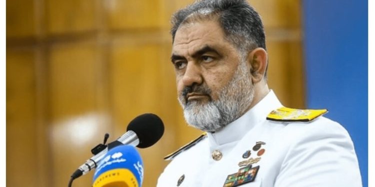 Фармондеҳи нерӯи дарёии артиши Эрон: Ба зудӣ силоҳе рӯнамоӣ мекунем, ки душман аз он ваҳшат хоҳад кард